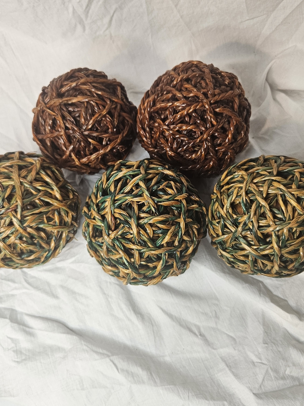 4” Wicker Rattan Balls Decorative Orbs
